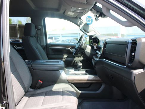 Used 2022 Chevrolet Silverado 1500 RST AWD/4WD image 30