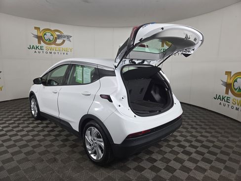 Certified 2023 Chevrolet Bolt LT w/ Driver Confidence Package image 30
