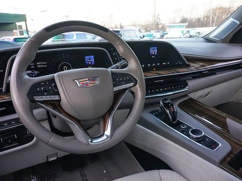 Used 2024 Cadillac Escalade Sport Platinum image 36