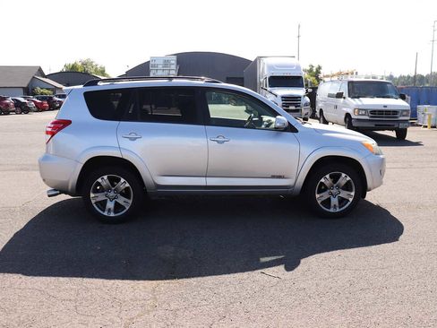 Used 2009 Toyota RAV4 Sport AWD/4WD image 4