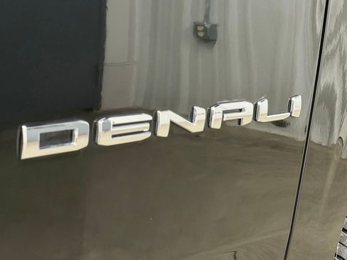 Certified 2024 GMC Yukon Denali image 12