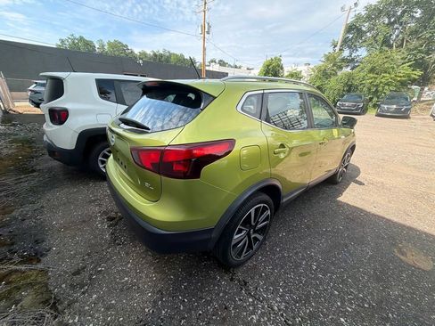 Used 2017 Nissan Rogue Sport SL FWD image 6