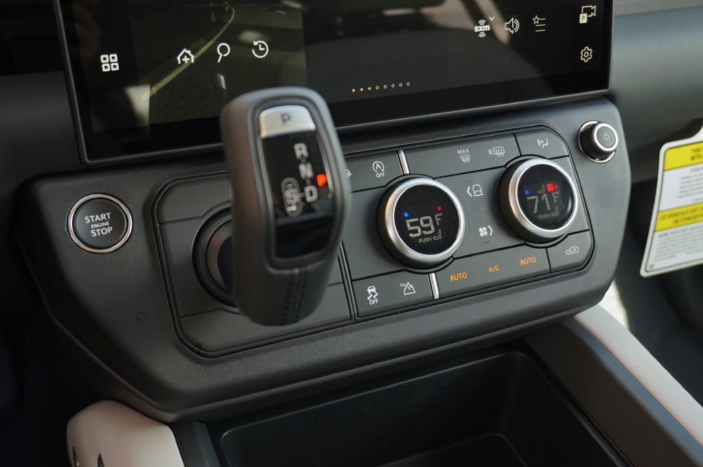 New 2026 Land Rover Defender 110 S AWD/4WD image 26