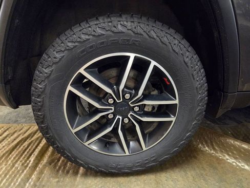 Used 2020 Jeep Grand Cherokee Trailhawk image 68