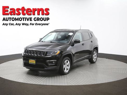 Used 2019 Jeep Compass Latitude w/ Cold Weather Group image 55