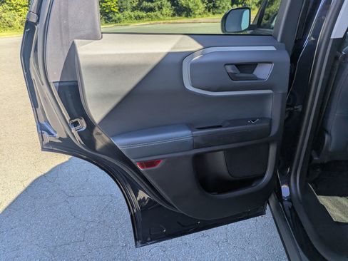 Used 2023 Ford Bronco Sport Outer Banks image 25