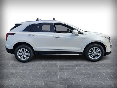 New 2026 Cadillac XT5 Luxury image 4