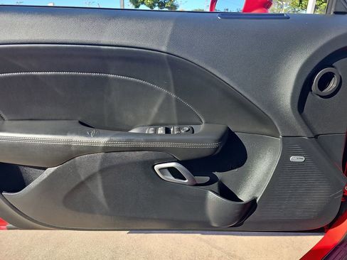 Used 2015 Dodge Challenger R/T Plus image 28