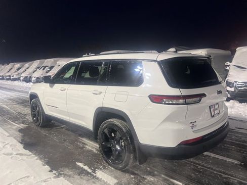 New 2025 Jeep Grand Cherokee L Altitude image 3