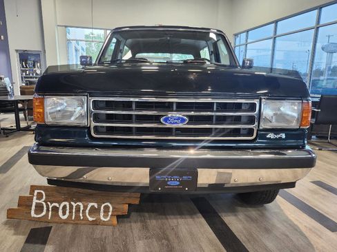 Used 1991 Ford Bronco AWD/4WD image 15