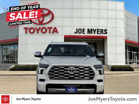 Used 2024 Toyota Sequoia Capstone image 3