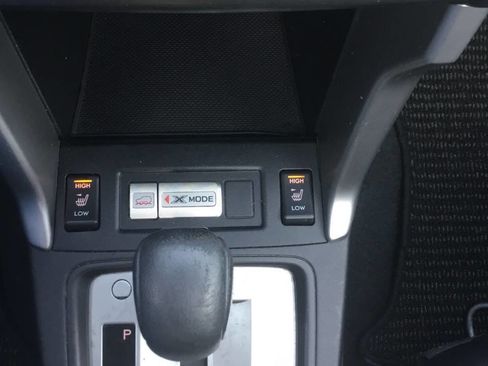 Used 2014 Subaru Forester 2.5i Touring AWD/4WD image 11