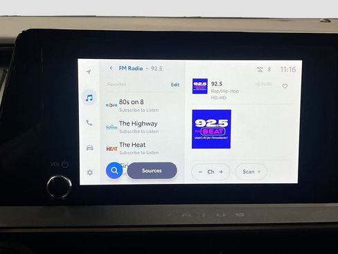 Used 2023 Toyota Prius XLE image 15