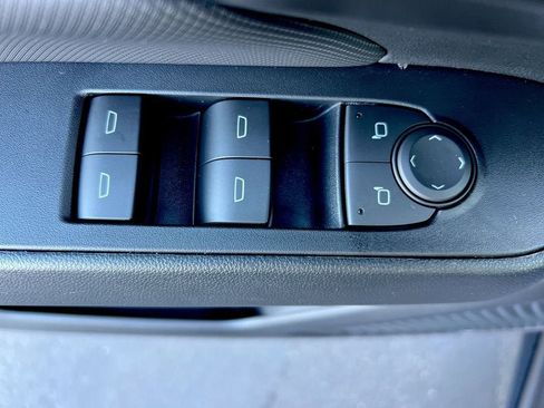 New 2026 Chevrolet Equinox EV LT w/ Comfort Package image 52