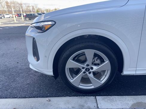 New 2025 Audi Q5 Prestige image 26