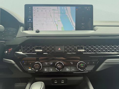 Used 2024 Honda Accord Touring image 18