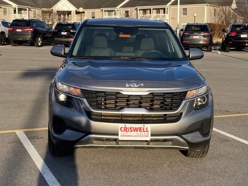 Used 2023 Kia Seltos LX image 8