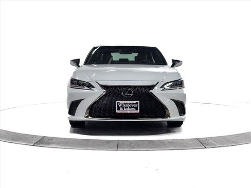 Used 2019 Lexus ES 350 image 2