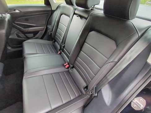 Used 2024 Volkswagen Jetta SE FWD image 28
