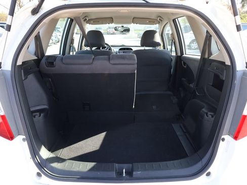 Used 2013 Honda Fit image 8