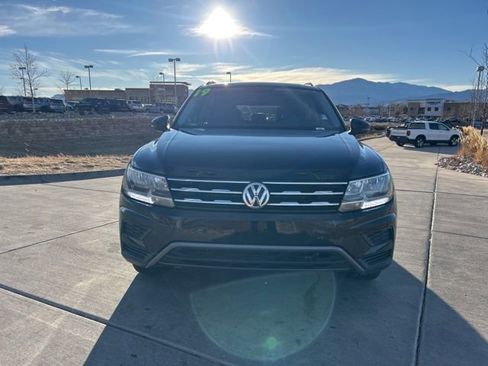 Used 2018 Volkswagen Tiguan S image 2