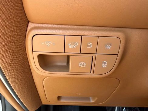 Used 2026 Hyundai Palisade Calligraphy AWD/4WD image 10