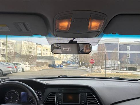 Used 2015 Hyundai Sonata SE w/ Option Group 02 image 22