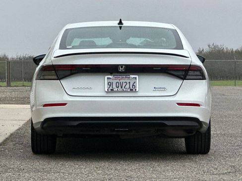 Used 2024 Honda Accord Sport image 5