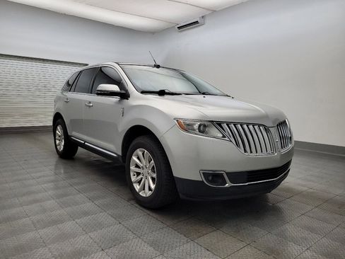 Used 2013 Lincoln MKX FWD image 13