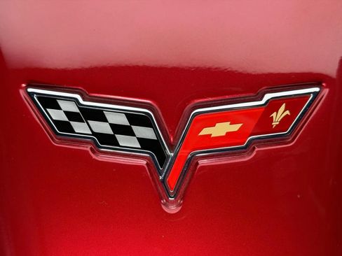 Used 2009 Chevrolet Corvette Convertible w/ Preferred Equipment Group RWD image 24