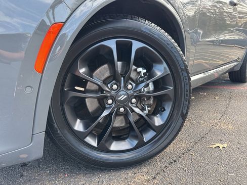 Used 2021 Dodge Durango R/T w/ Blacktop Package image 2