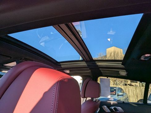 New 2026 BMW X6 M60i image 8