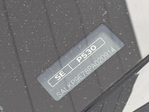 Certified 2023 Land Rover Range Rover SE image 34