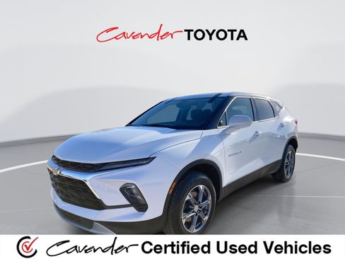 Used 2025 Chevrolet Blazer LT image 1