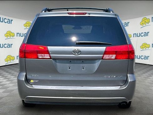 Used 2005 Toyota Sienna LE w/ LE Pkg 1 FWD image 5