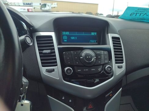 Used 2012 Chevrolet Cruze LT w/ RS Package FWD image 11