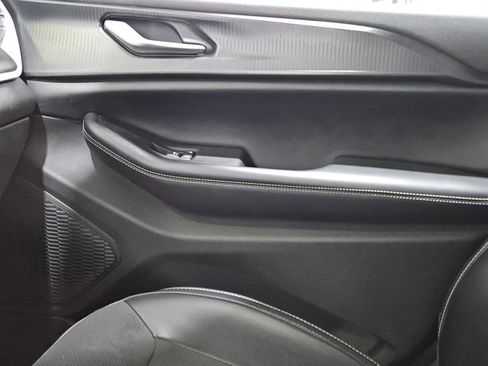 Used 2023 Jeep Grand Cherokee Altitude image 39