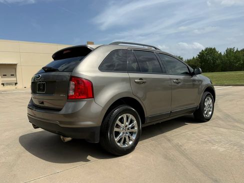 Used 2014 Ford Edge SEL w/ Equipment Group 205A FWD image 6