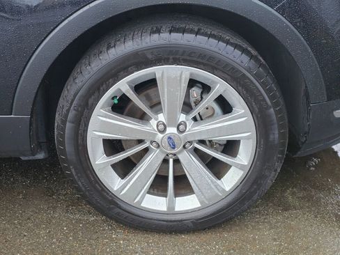 Used 2019 Ford Explorer Limited w/ Class III Trailer Tow Package image 10