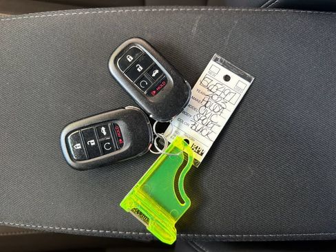Used 2023 Honda Civic Sport image 32