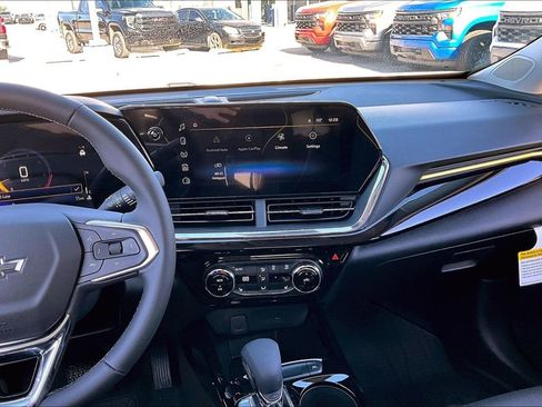 New 2026 Chevrolet Trax ACTIV image 7