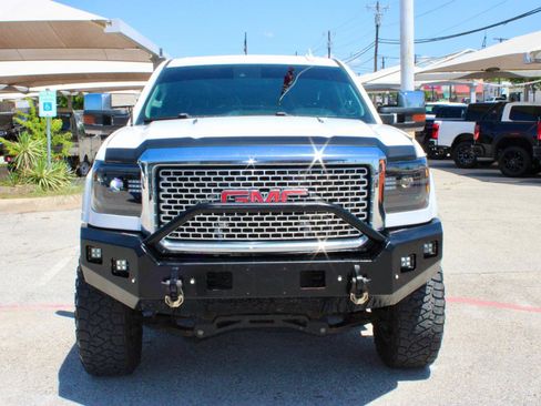 Used 2016 GMC Sierra 2500 Denali w/ Duramax Plus Package AWD/4WD image 6