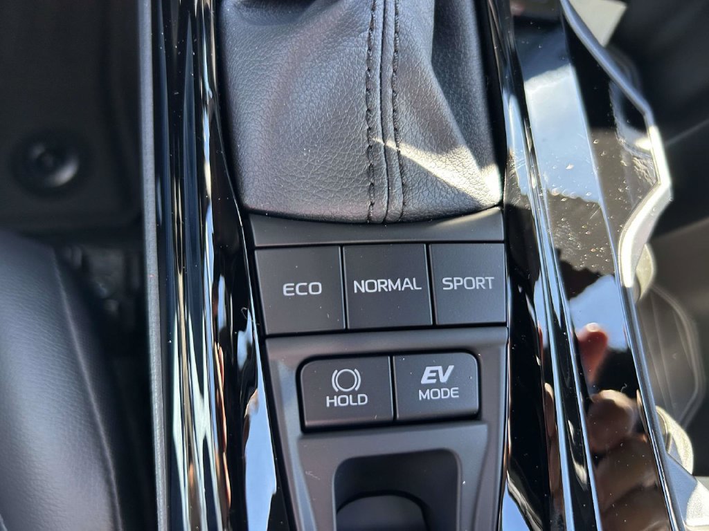 New 2027 Toyota Camry XSE FWD image 21