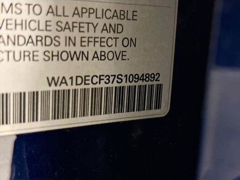 Certified 2025 Audi Q3 2.0T Premium w/ Convenience Package AWD/4WD image 26