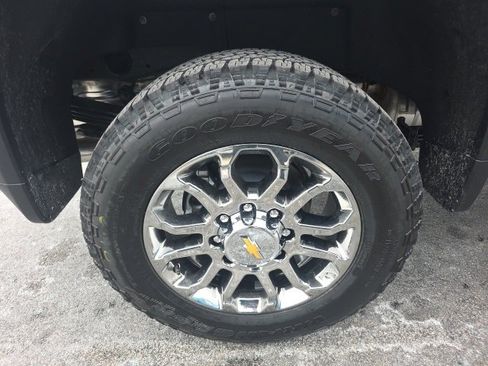 New 2026 Chevrolet Silverado 2500 LTZ w/ LTZ Convenience Package image 6