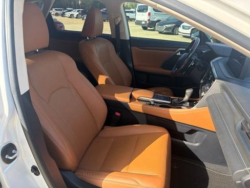 Used 2022 Lexus RX 350L FWD w/ Premium Package image 33
