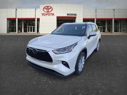 Used 2021 Toyota Highlander Limited
