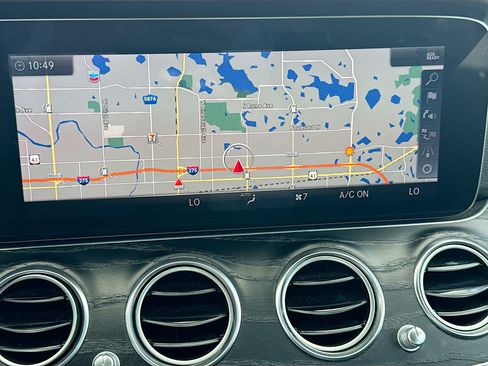 Used 2020 Mercedes-Benz E 350 Sedan image 32