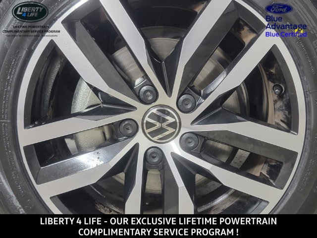 Used 2025 Volkswagen Jetta SE FWD image 11