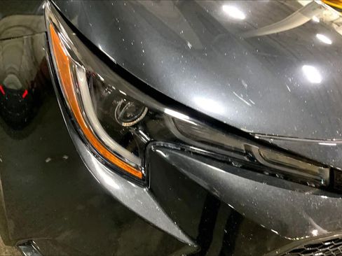 Used 2020 Toyota Corolla LE FWD image 28